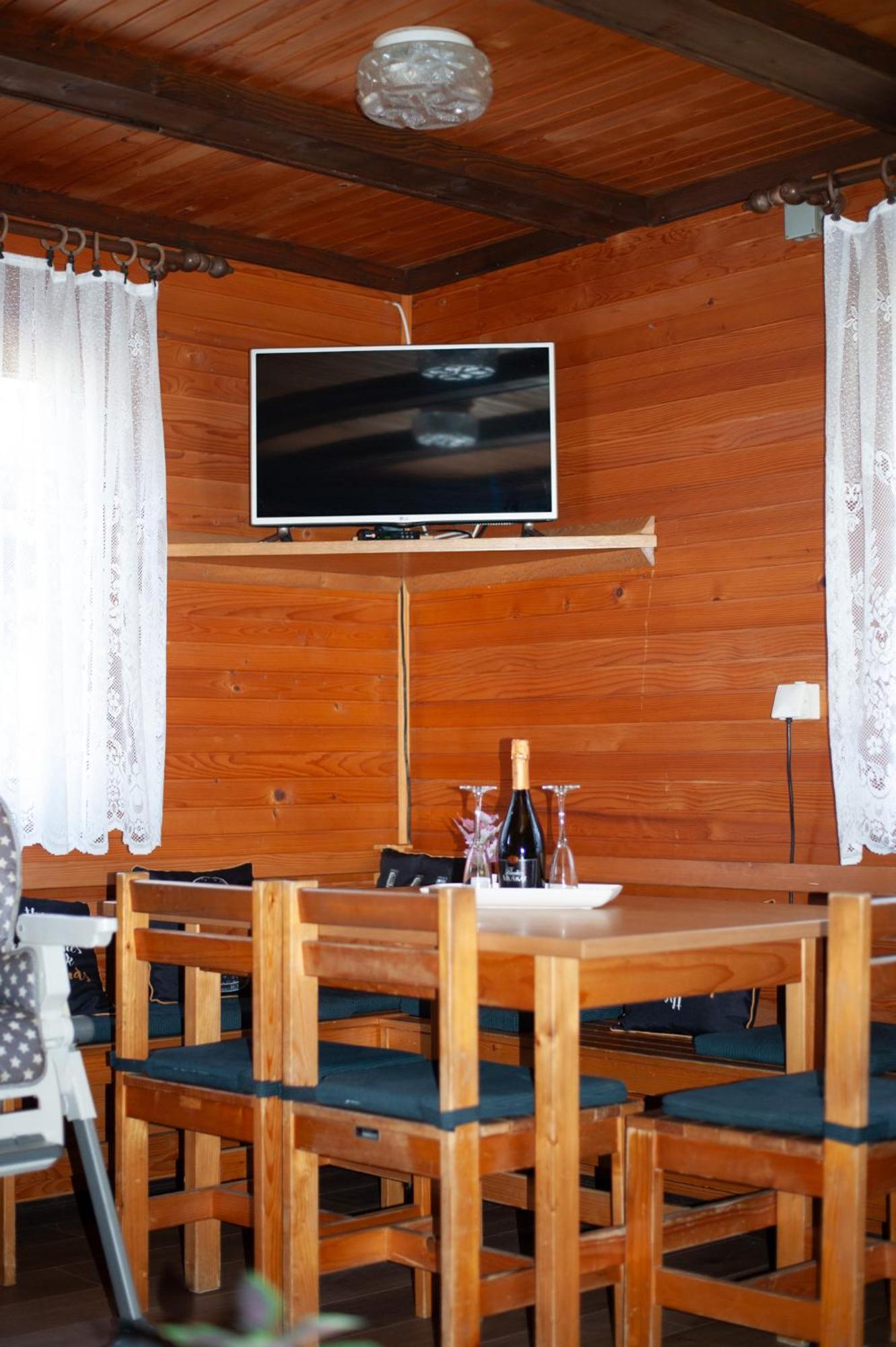 Hisica 70 Villa Mostec Ngoại thất bức ảnh